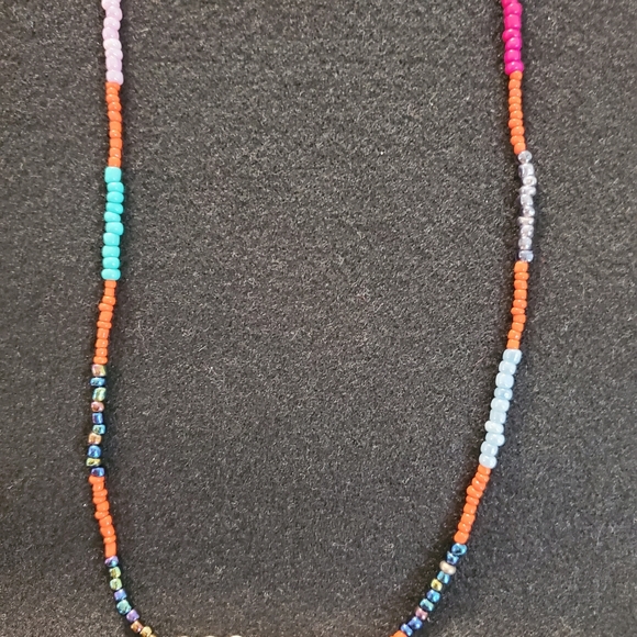 MULTI-COLORED BEADED FUN NECKLACE SET WITH WORDS LOVE - Picture 11 of 11
